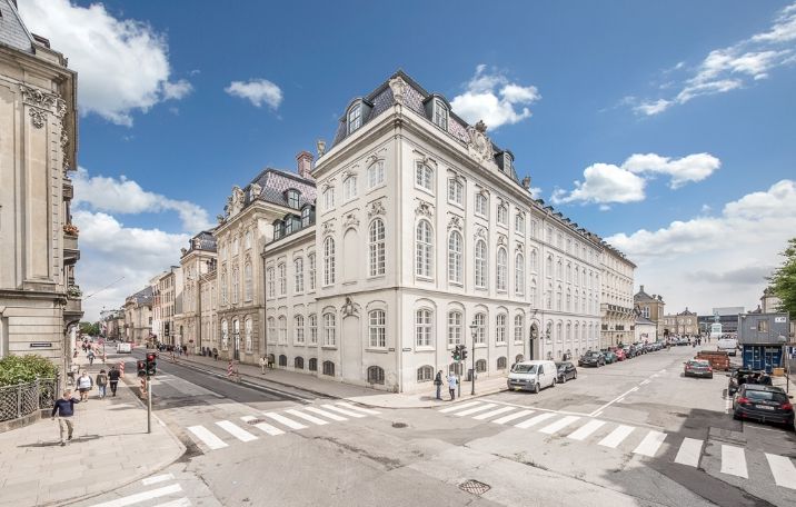 356 m² underetage på hjørnet af Frederiksgade/Bredgade