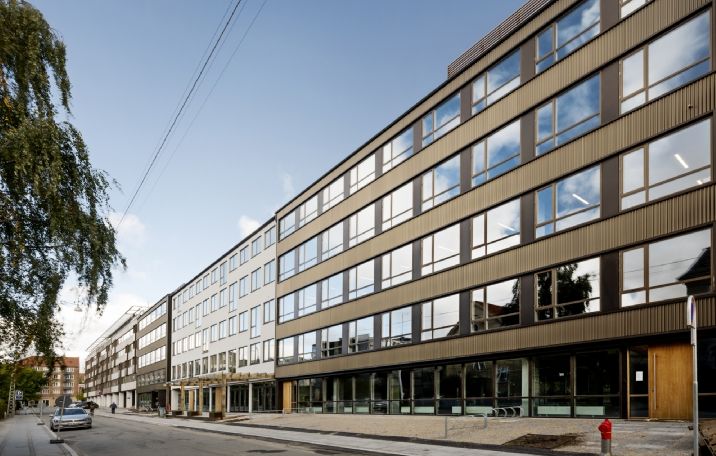 Kontorlejemål med 45 parkeringspladser på Frederiksberg