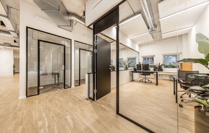 1.379 m² kontor i Kgs. Lyngby med attraktive fællesfaciliteter