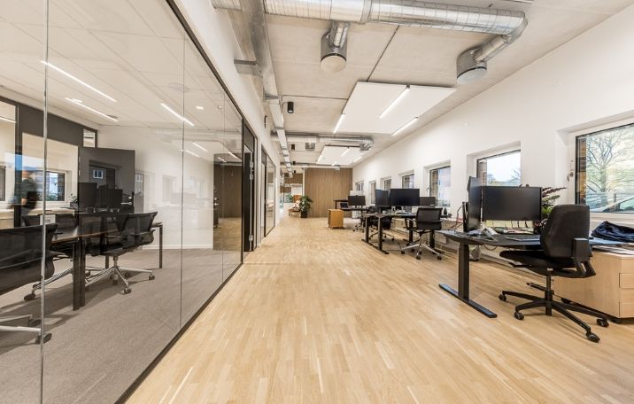 644 m² kontor i Kgs. Lyngby med attraktive fællesfaciliteter