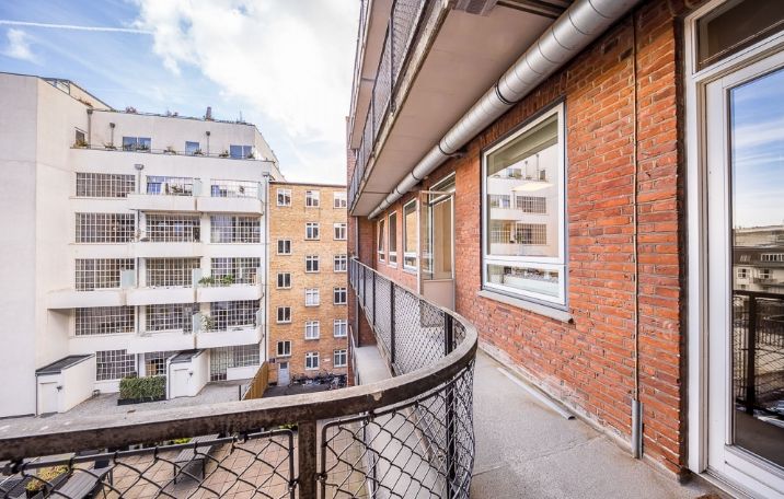 Dronningens Tværgade 30
