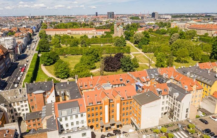 kongens have set oppefra