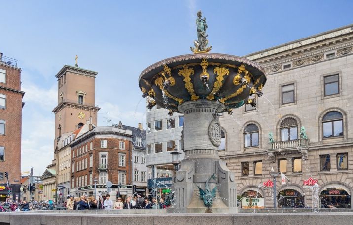 Gammeltorv 4