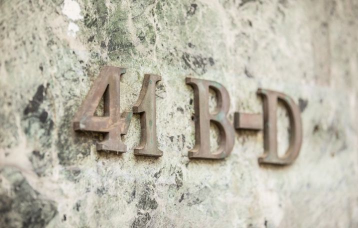 Vesterbrogade 41B, investeringsejendom, tæt på Vesterbros Torv, flot gulmuret facade, 5 minutter fra rådhuspladsen