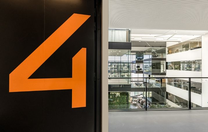 Ledigt kontorlejemål på Rued Langgaards Vej , København S