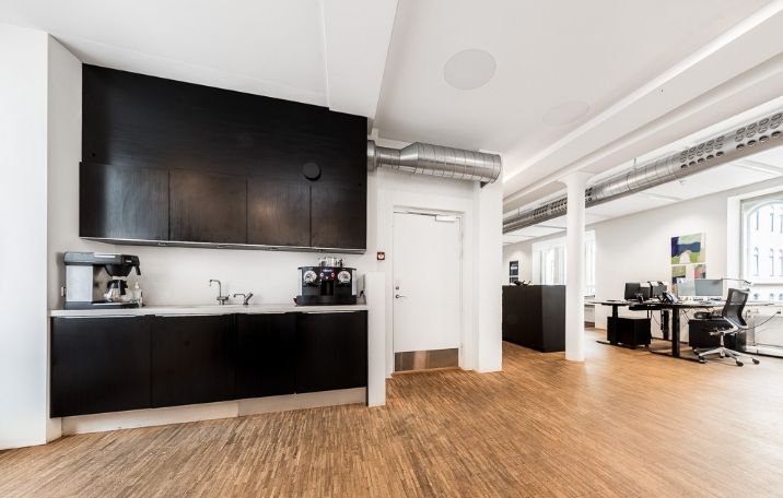 Attraktivt kontorlejemål – Kristen Bernikows Gade , København K