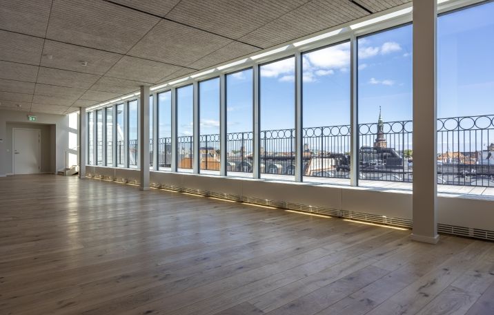 Ledigt kontorlejemål på Rådhuspladsen, København V