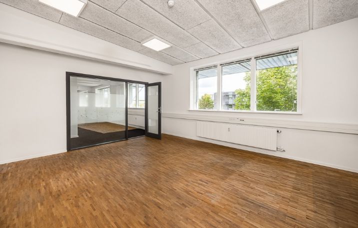 Roskildevej , Høje Taastrup  – erhvervsarealer til leje